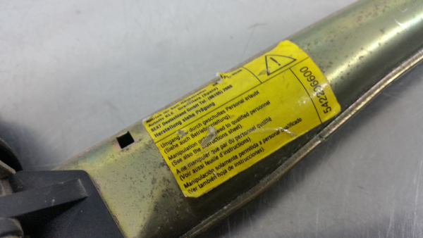 Pretensor cinturón Delantero Derecho SEAT Ibiza II (6K1) Imagem-1