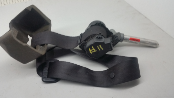Prétensionneur de ceinture arrière gauche VOLVO V50 (MW)