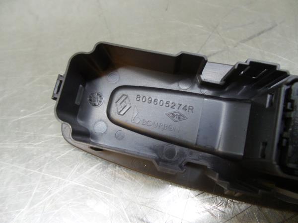 Mando / interruptor elevalunas delantero derecho RENAULT Kadjar (HA_, HL_) Imagem-3