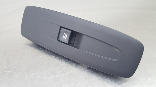 Mando / interruptor elevalunas delantero derecho RENAULT Kadjar (HA_, HL_)