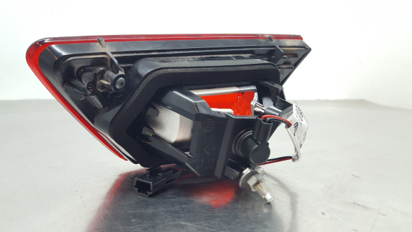 Feu de coffre Gauche RENAULT Clio IV (BH_) Imagem-2