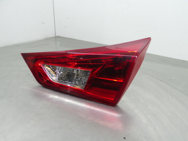 Fanale Destro Baule TOYOTA Auris Hatchback (_E18_) Imagem-1