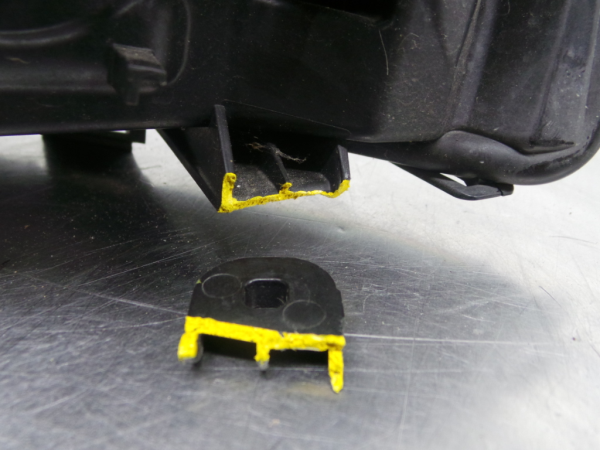 Right front fog light  SKODA Octavia III Hatchback (5E3) Imagem-3