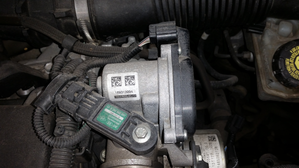 Boîtiers papillon RENAULT Clio IV (BH_)