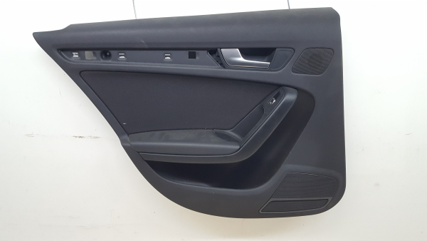 Forra porta / quartela trás esquerda AUDI A4 Avant (8K5, B8)