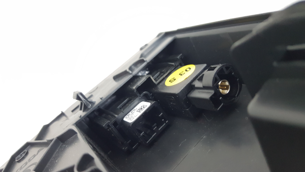 Módulo USB / AUX / IPOD SKODA Rapid Spaceback (NH1) Imagem-1