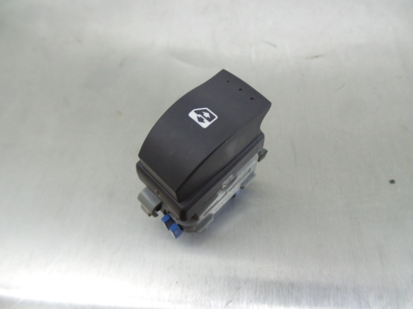 Mando / interruptor elevalunas delantero derecho RENAULT Master III Chassis (EV/HV/UV)
