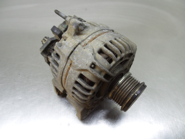 Alternador RENAULT Clio III (BR0/1, CR0/1) Imagem-1