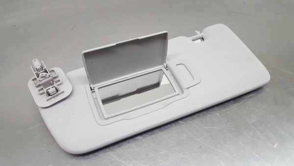 Pála de sol esquerda RENAULT Megane IV (B9A/M_) Imagem-1