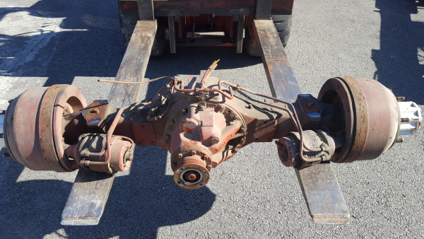 Eje trasero con tambor RENAULT TRUCKS MIDLINER