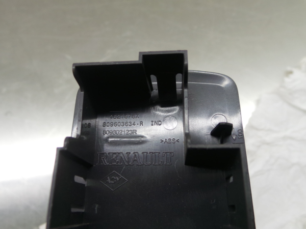 Mando / interruptor elevalunas delantero derecho RENAULT Clio IV (BH_) Imagem-3