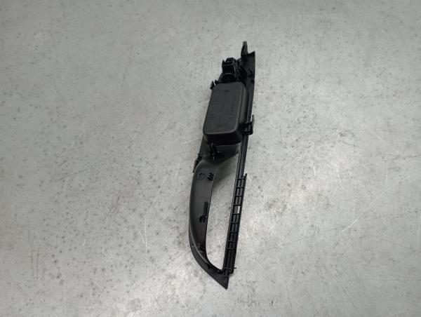 Mando / interruptor elevalunas delantero derecho FORD Focus III Imagem-1