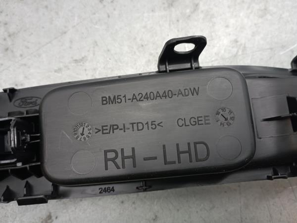 Mando / interruptor elevalunas delantero derecho FORD Focus III Imagem-2