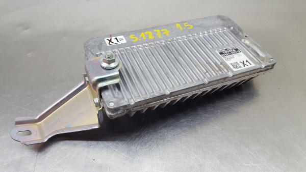 Centralina motor / ECU TOYOTA Yaris (_P13_) Imagem-3