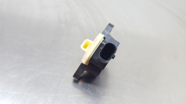 Sensor airbag frente direito VOLKSWAGEN Polo (6R, 6C) Imagem-3