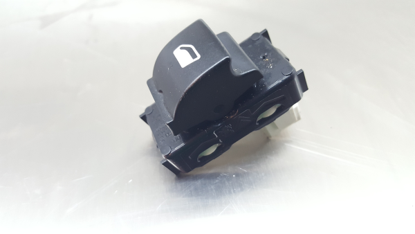 Mando / interruptor elevalunas delantero derecho PEUGEOT 308 II