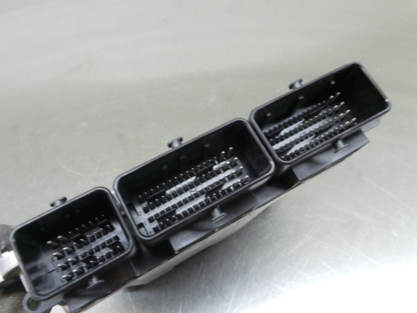 Centralina motor / ECU RENAULT Captur (J5_) Imagem-4