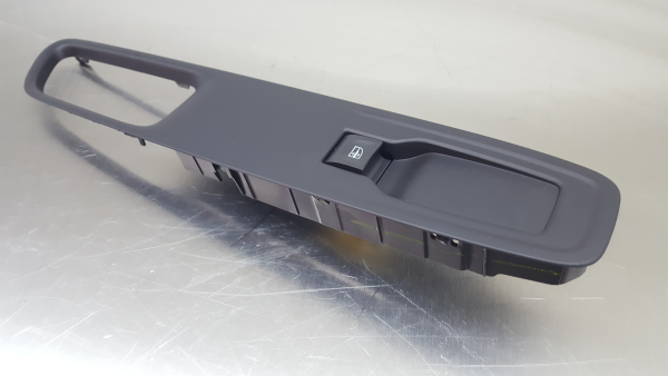 Mando / interruptor elevalunas delantero derecho RENAULT Captur (J5_)