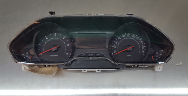 Instrument cluster PEUGEOT 208