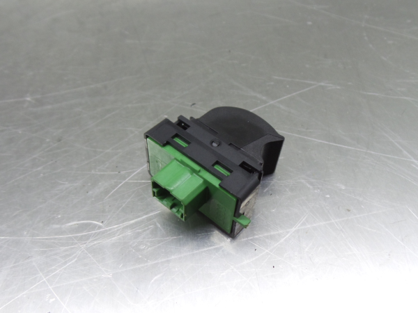 Mando / interruptor elevalunas delantero derecho FIAT Tipo Sedan (356_) Imagem-2