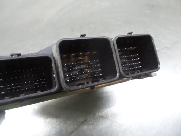 Centralina motor / ECU PEUGEOT 208 Imagem-2