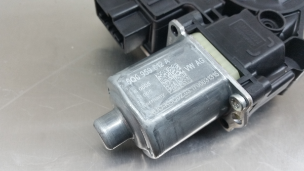 Moteur lève-vitre arrière Droite SKODA Octavia III Hatchback (5E3) Imagem-2