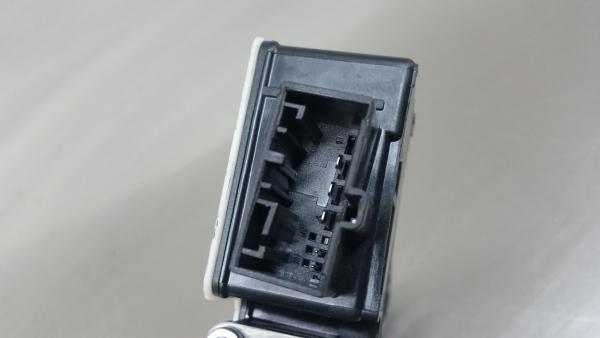 Moteur lève-vitre arrière Droite SKODA Octavia III Hatchback (5E3) Imagem-4