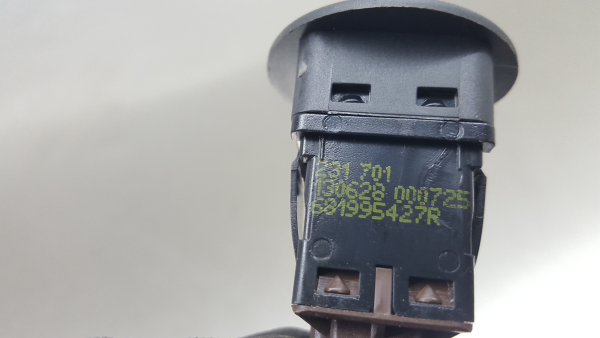 Comando / botão / interruptor multifunções RENAULT Megane III (BZ0_) Imagem-3