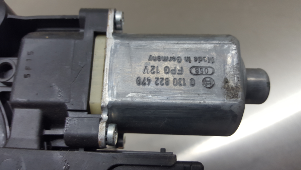 Motor Elevalunas Delantero Derecho RENAULT Megane III (BZ0_) Imagem-5