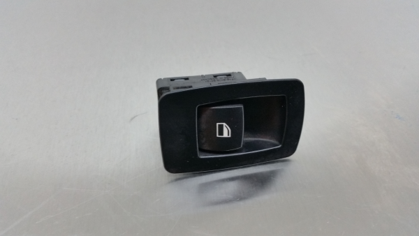 Mando / interruptor elevalunas delantero derecho BMW X3 (E83)