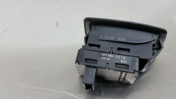 Mando / interruptor elevalunas delantero derecho BMW X3 (E83) Imagem-2