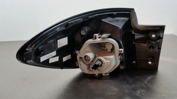 Piloto derecho RENAULT Captur (J5_) Imagem-2