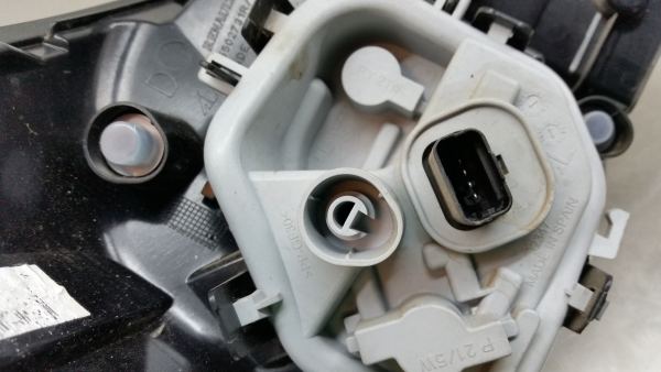 Piloto derecho RENAULT Captur (J5_) Imagem-4