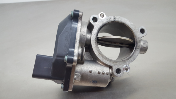 Throttle body VOLKSWAGEN Transporter VI Kombi (SGB, SGG, SGJ) Imagem-1