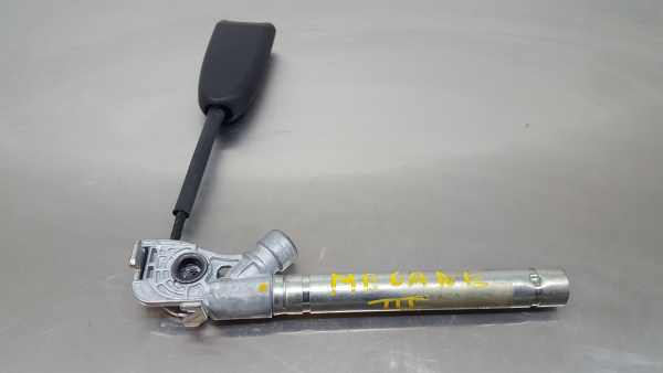 Pré-tensor cinto frente direito RENAULT Megane III (BZ0_)
