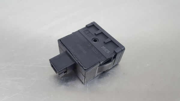 Commande / interrupteur multifonctions PEUGEOT 308 II