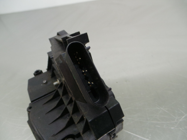 Fechadura / fecho porta trás direito FORD Fiesta VI (CB1, CCN) Imagem-3