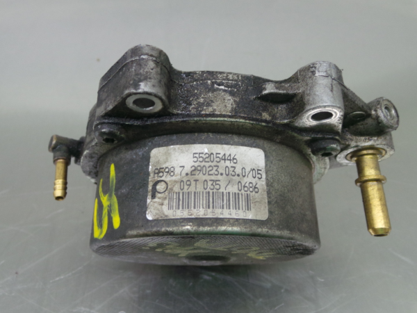 Depressore freni / pompa a vuoto TOYOTA Yaris (_P9_) Imagem-4