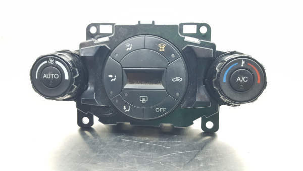 Climate control FORD Fiesta VI (CB1, CCN)