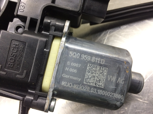 Elevador vidros trás esquerdo SEAT Ibiza V (KJ1) Imagem-2