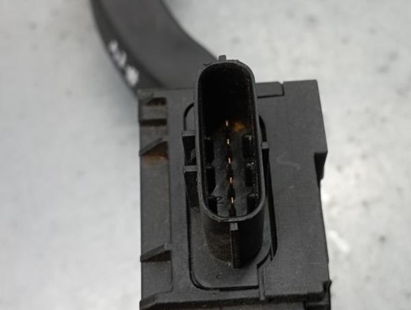 Pedal do acelerador SEAT Ibiza V (KJ1) Imagem-1