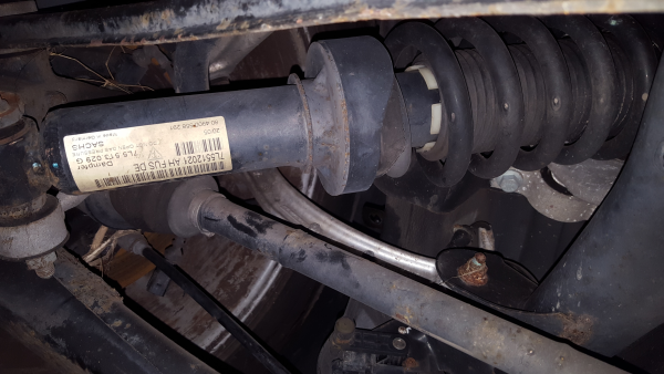 Amortecedor trás esquerdo PORSCHE Cayenne (9PA)