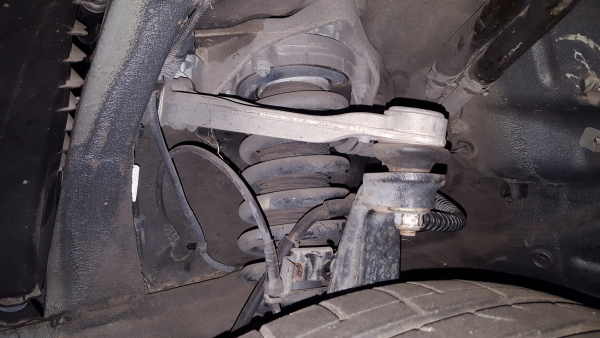 Brazo suspensión delantero izquierdo PORSCHE Cayenne (9PA)