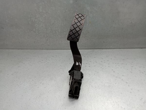 Pedal acelerador VOLKSWAGEN Golf VII (5G1, BQ1, BE1, BE2)