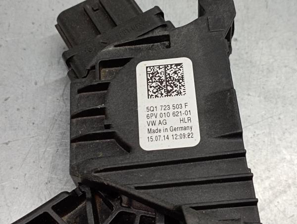 Pedal acelerador VOLKSWAGEN Golf VII (5G1, BQ1, BE1, BE2) Imagem-4