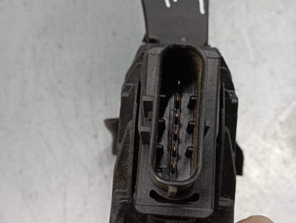 Pedal acelerador VOLKSWAGEN Golf VII (5G1, BQ1, BE1, BE2) Imagem-3