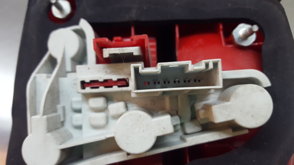 Feu arrière Gauche BMW 3 (E90) Imagem-5