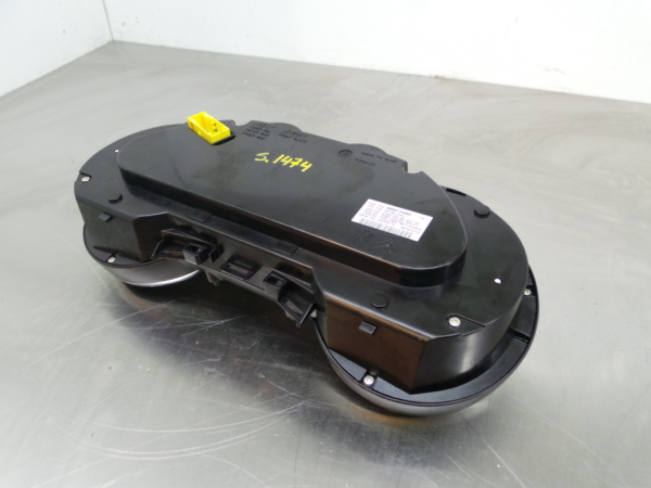 Instrument cluster PEUGEOT 5008 I (0U_, 0E_) Imagem-1