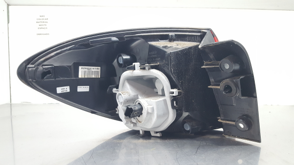 Feu arrière Droite RENAULT Captur (J5_) Imagem-2