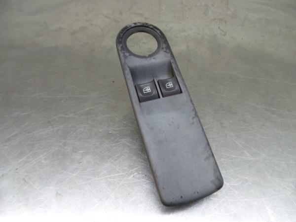 Left Front window control RENAULT Clio IV (BH_)